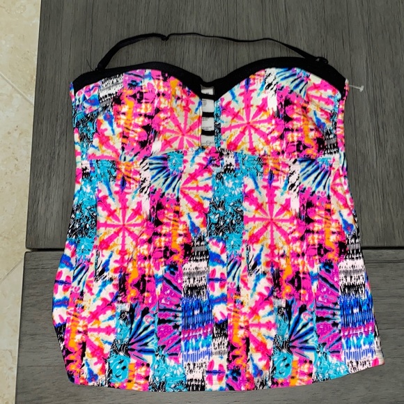 Jessica Simpson Colorful Tankini - Picture 1 of 3
